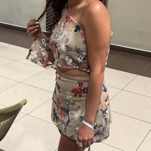 Designer Handmade Set - Picture 2 of 3